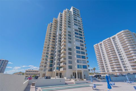 A home in DAYTONA BEACH SHORES