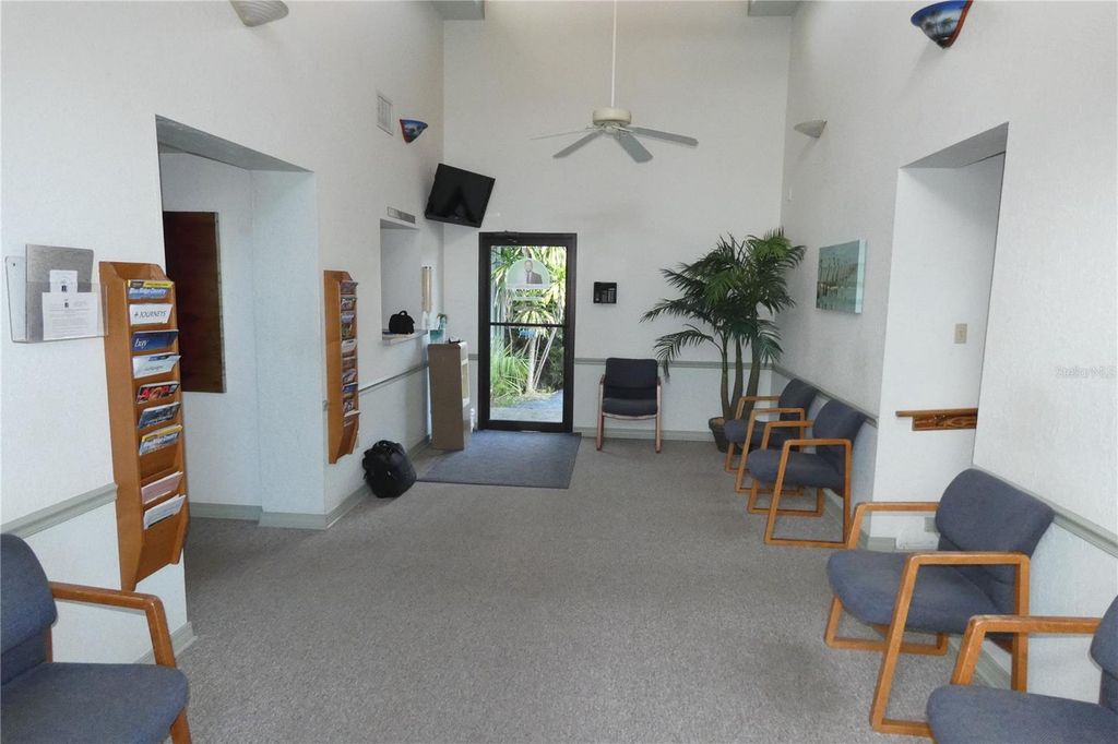 Photo of 5621 Central Avenue, St Petersburg, FL 33710 (MLS # TB8432847)