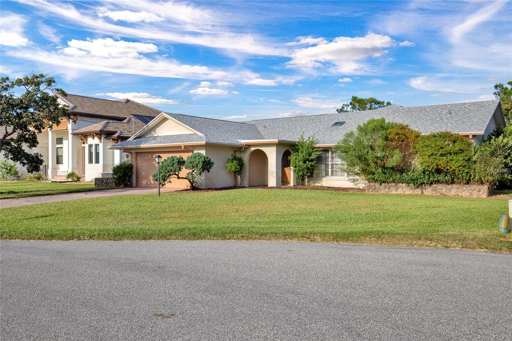 Photo of 25 Classic Court S, Palm Coast, FL 32137 (MLS # FC312930)