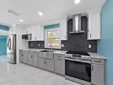 1613 33rd Street Se, Ruskin, FL 33570