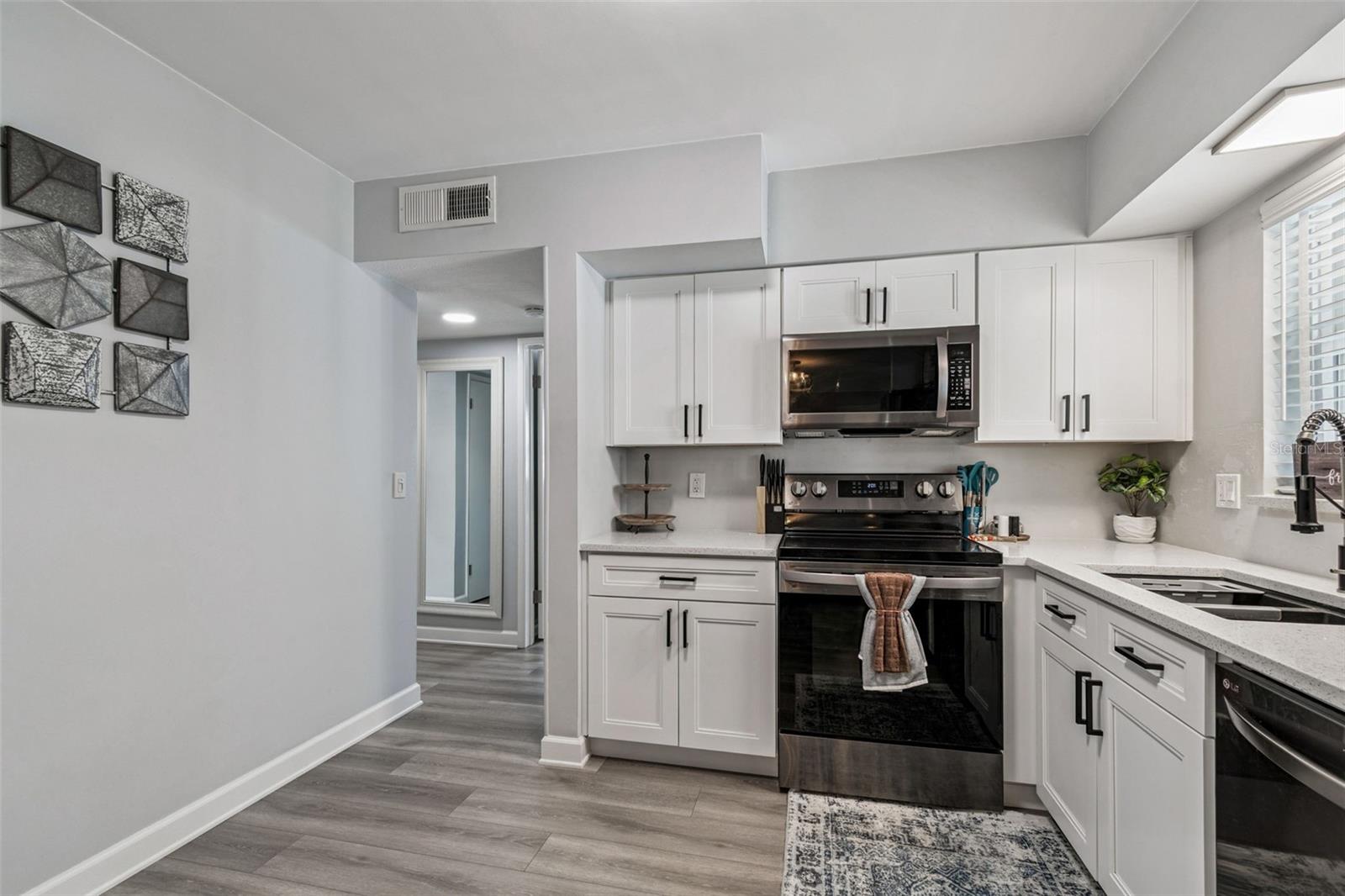 CENTRAL PARK ESTATES - Residential