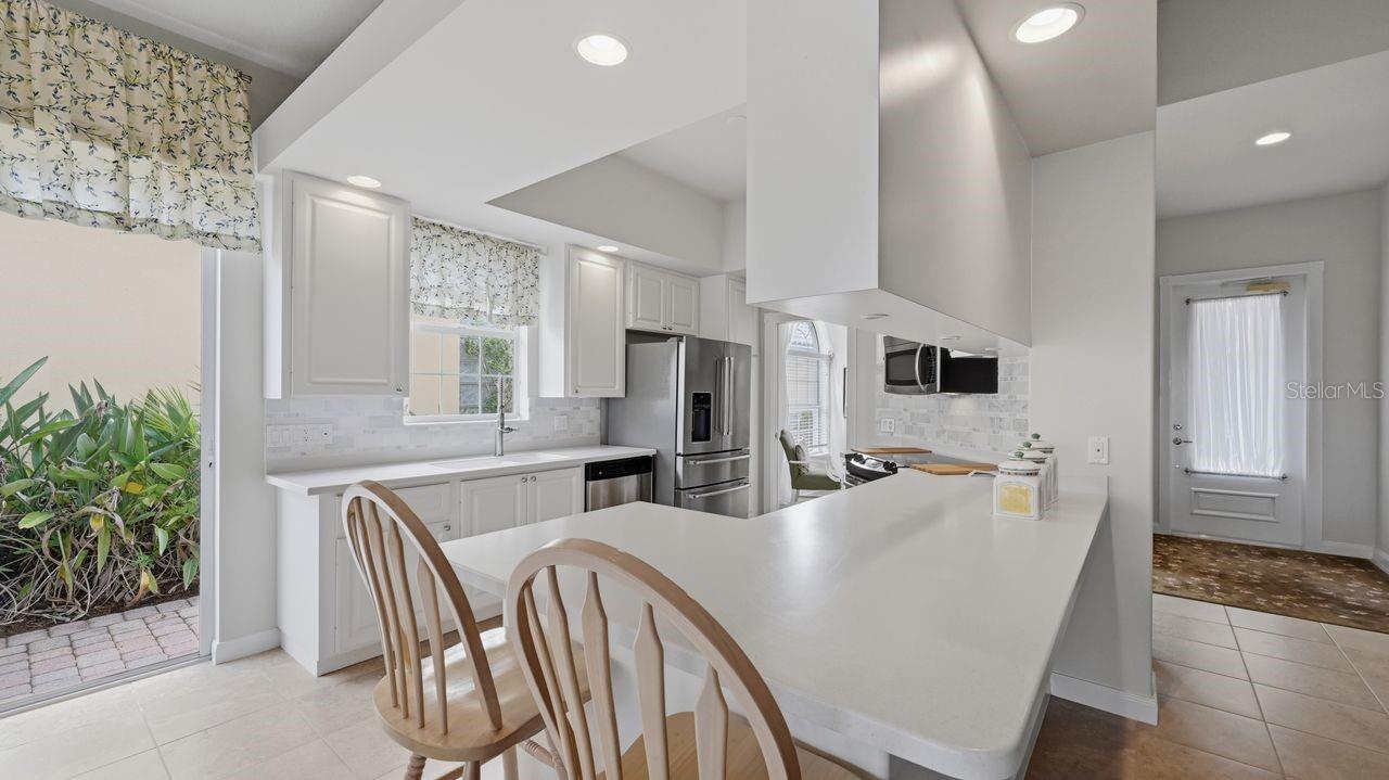 ISLANDWALK - Residential