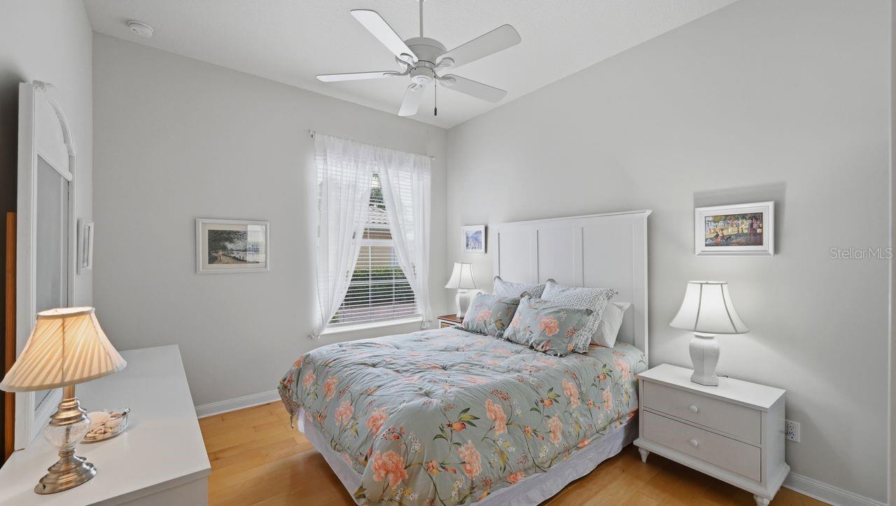 ISLANDWALK - Residential