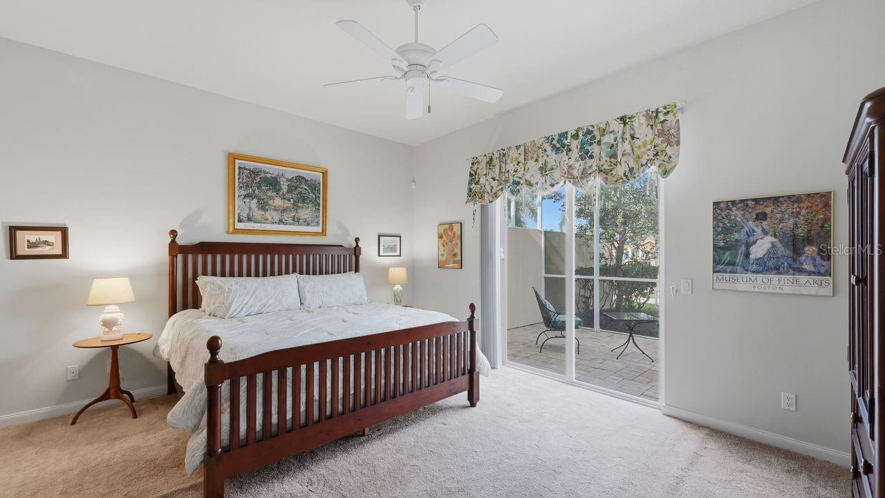 ISLANDWALK - Residential