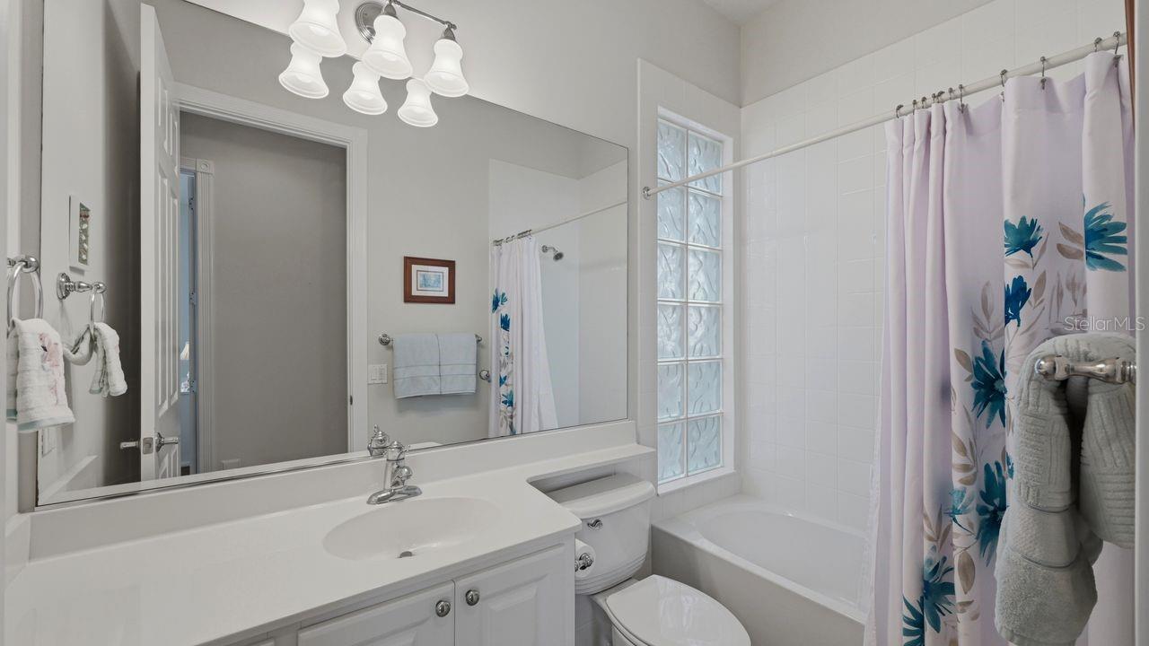 ISLANDWALK - Residential