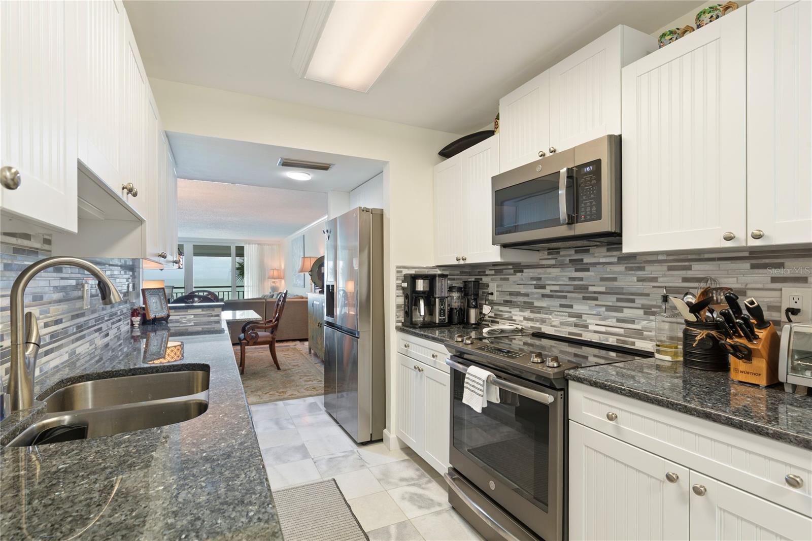 SERENO DEL SOL CONDO - Residential