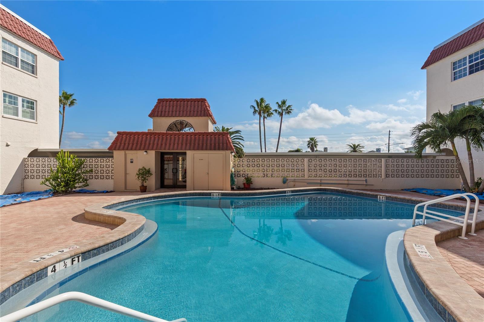 SERENO DEL SOL CONDO - Residential