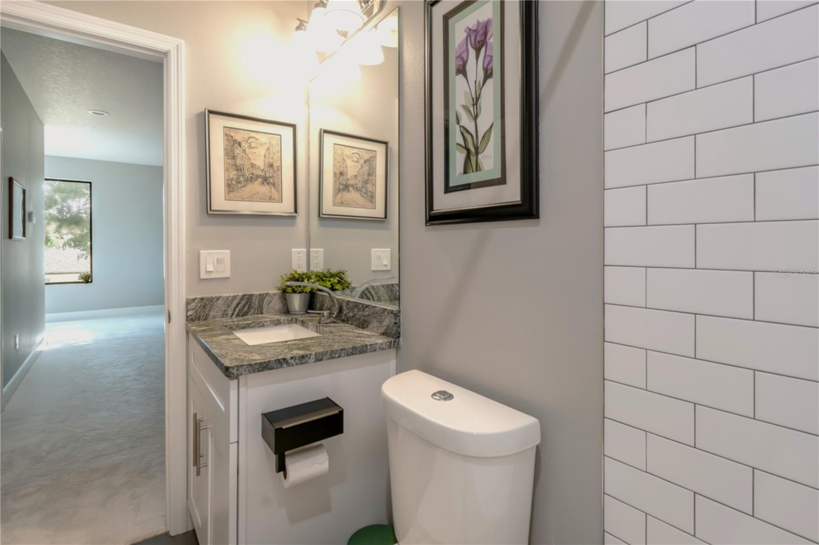HAMNERS W E ALBIMAR - Residential