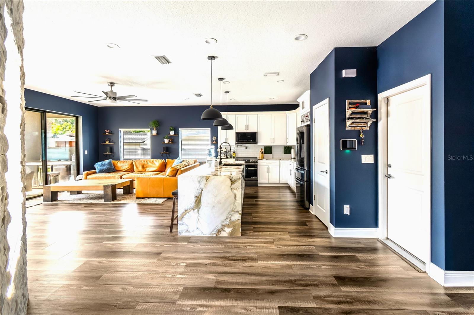 HAMNERS W E ALBIMAR - Residential
