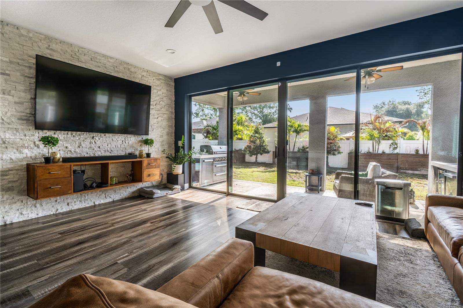 HAMNERS W E ALBIMAR - Residential