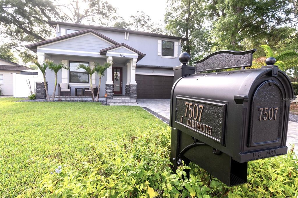 Photo of 7507 N Dartmouth Avenue, Tampa, FL 33604 (MLS # TB8509081)