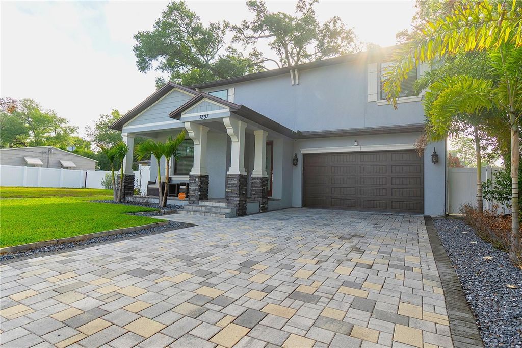 Photo of 7507 N Dartmouth Avenue, Tampa, FL 33604 (MLS # TB8509081)