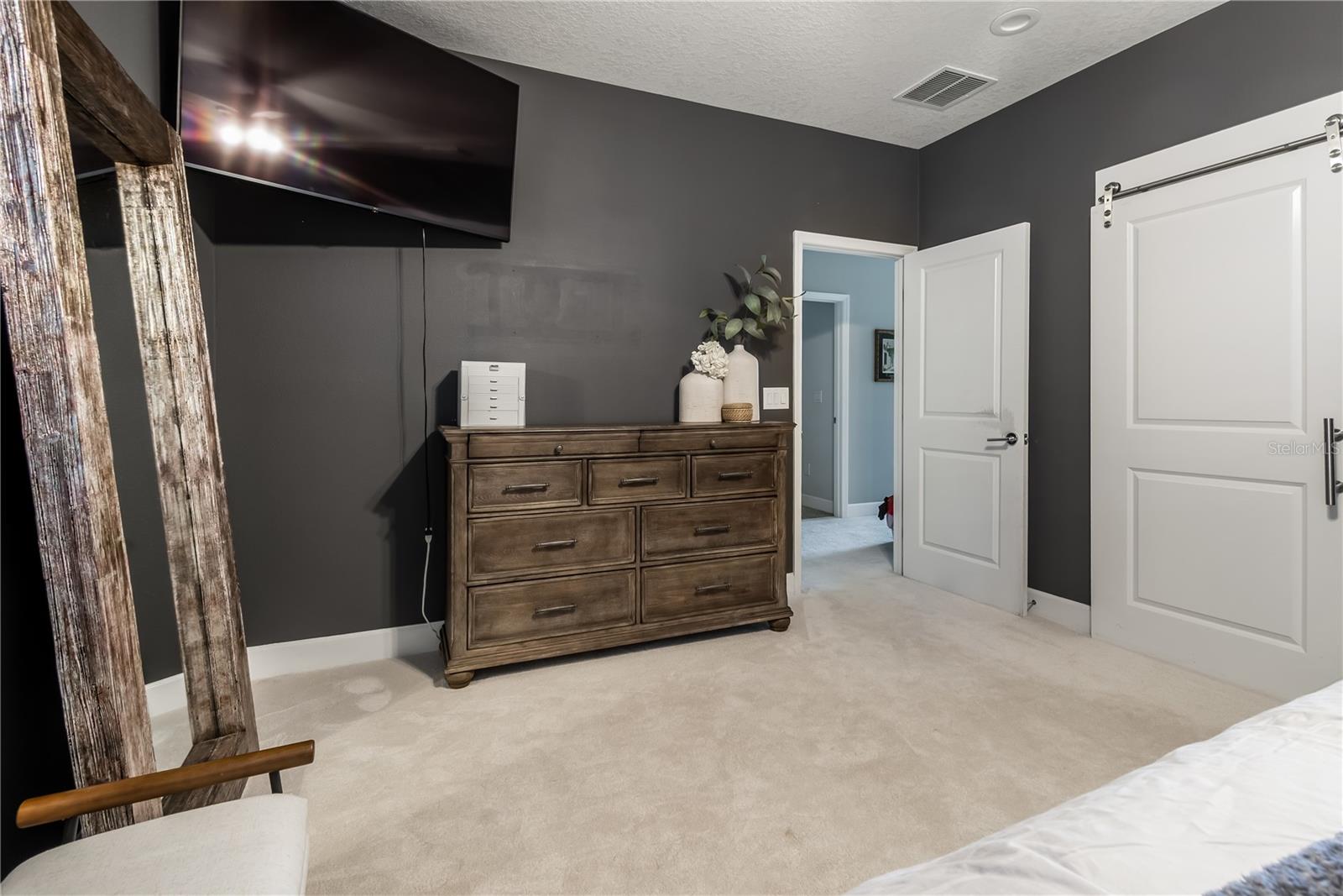 HAMNERS W E ALBIMAR - Residential