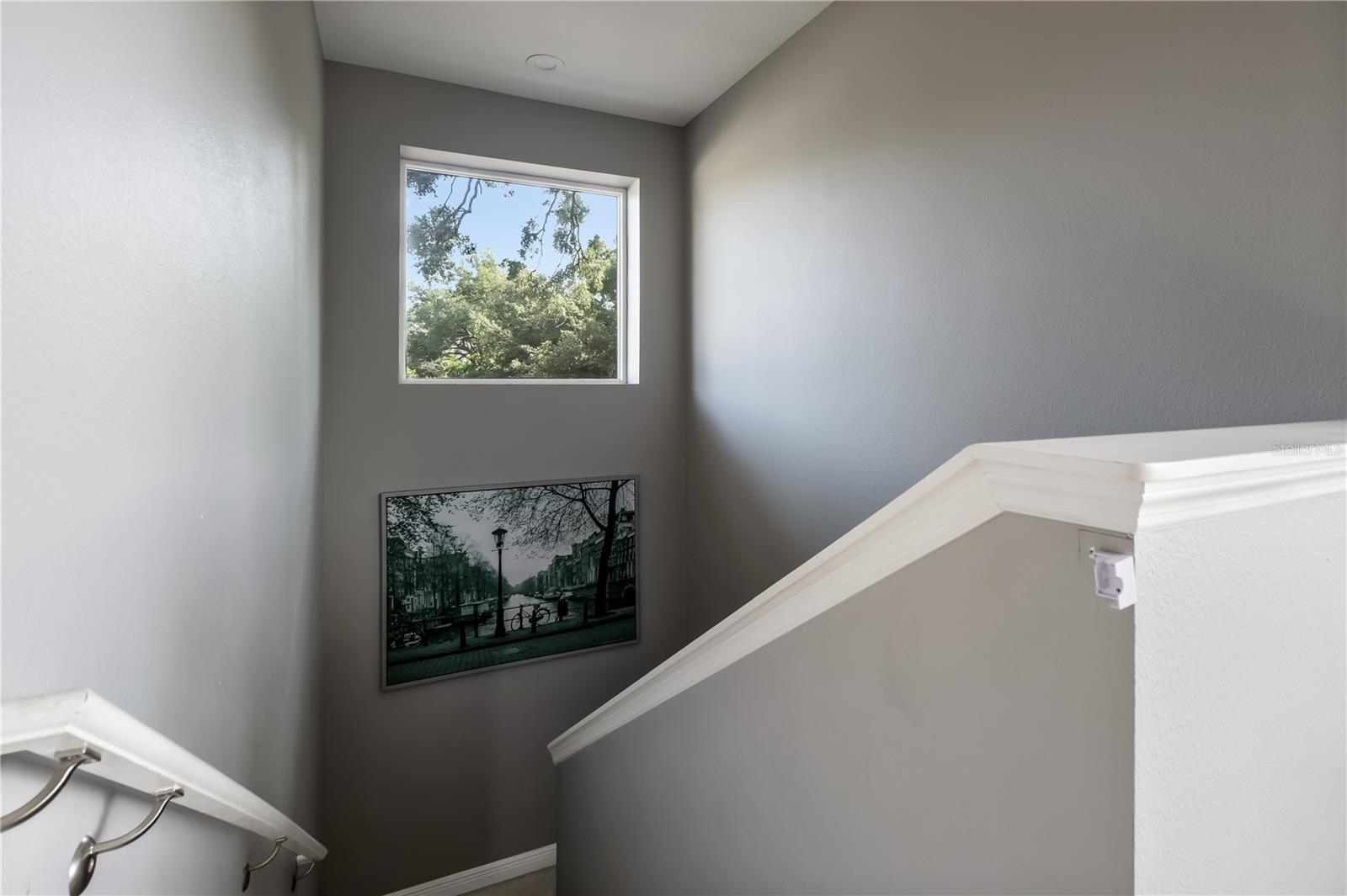 HAMNERS W E ALBIMAR - Residential
