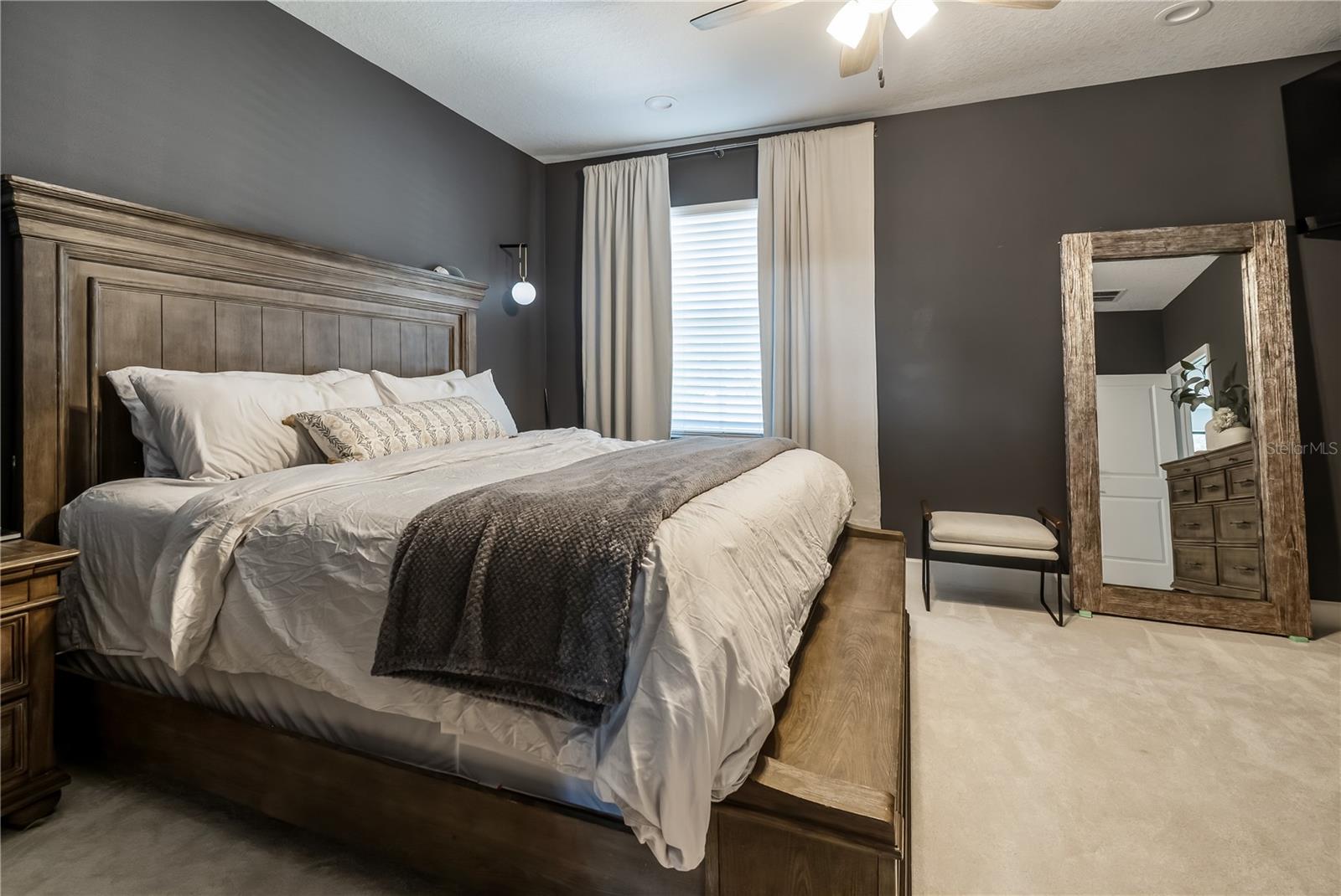 HAMNERS W E ALBIMAR - Residential