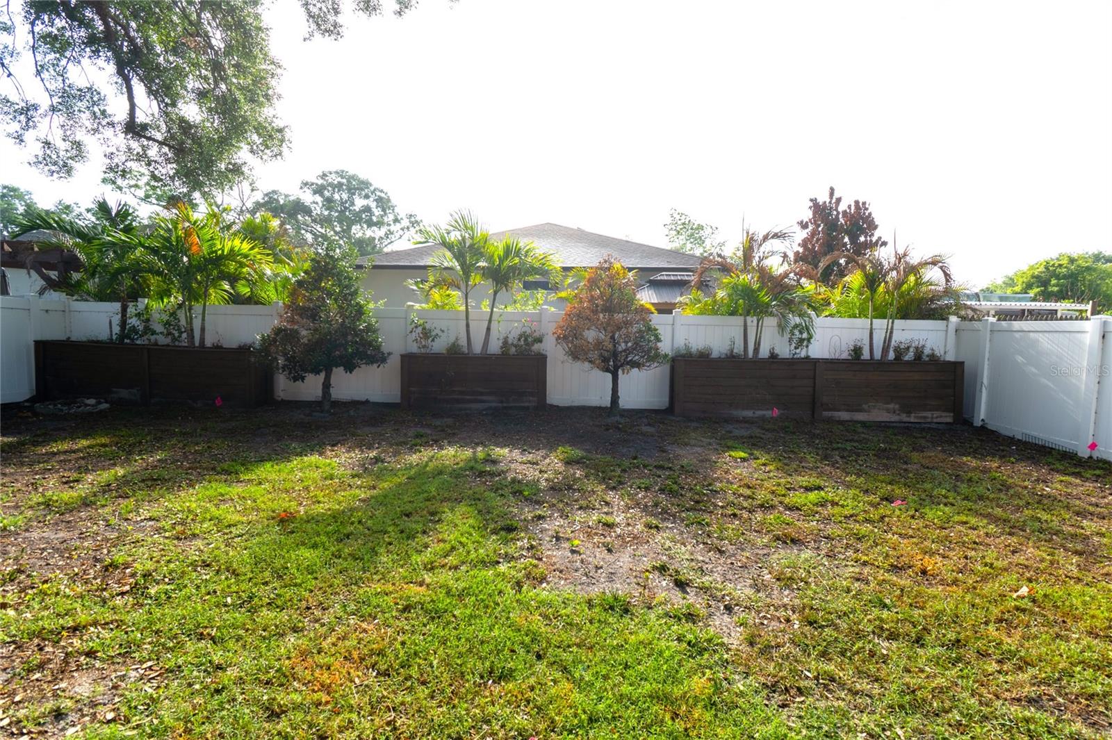 HAMNERS W E ALBIMAR - Residential