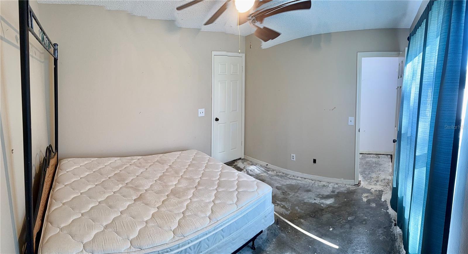 LAKE PADGETT SOUTH - Residential