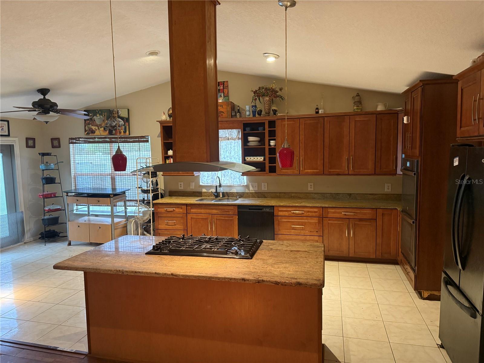 LAKE PADGETT SOUTH - Residential