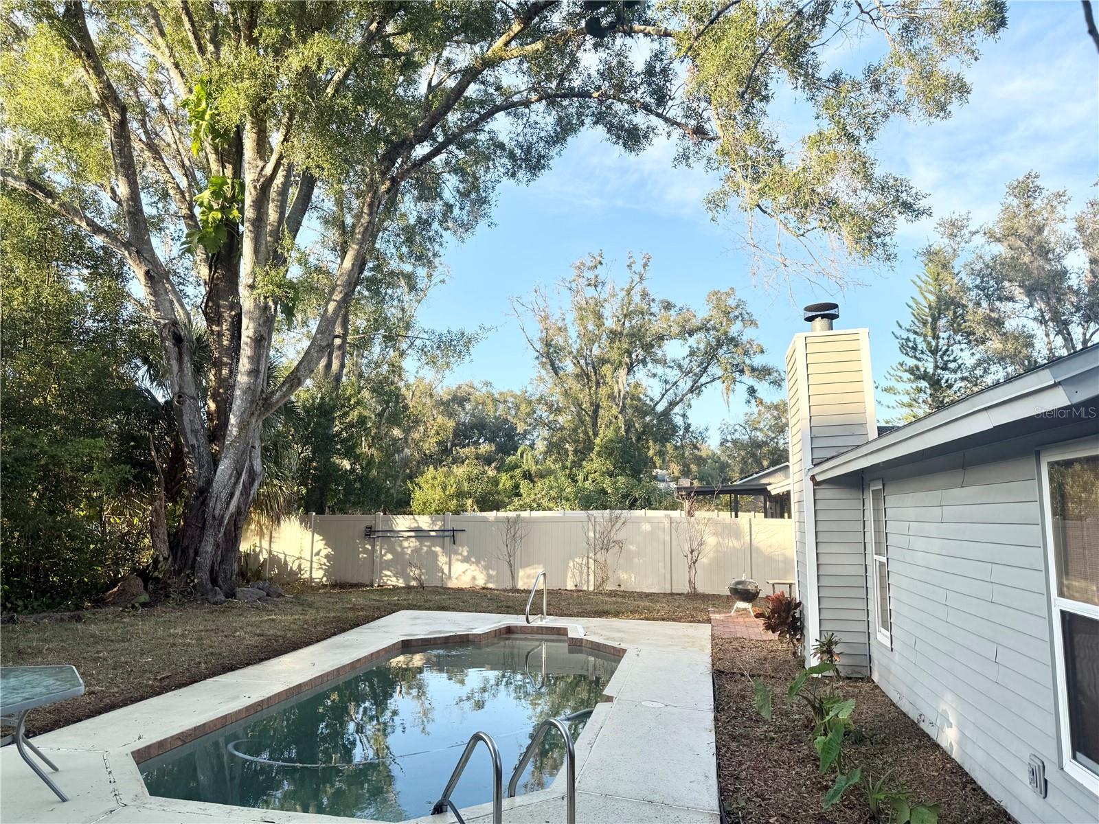 LAKE PADGETT SOUTH - Residential