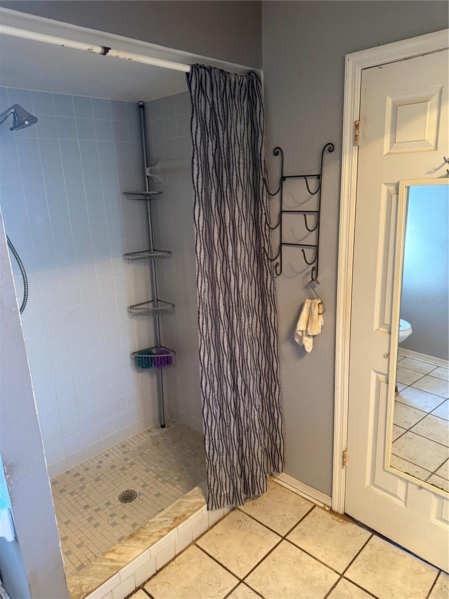 LAKE PADGETT SOUTH - Residential