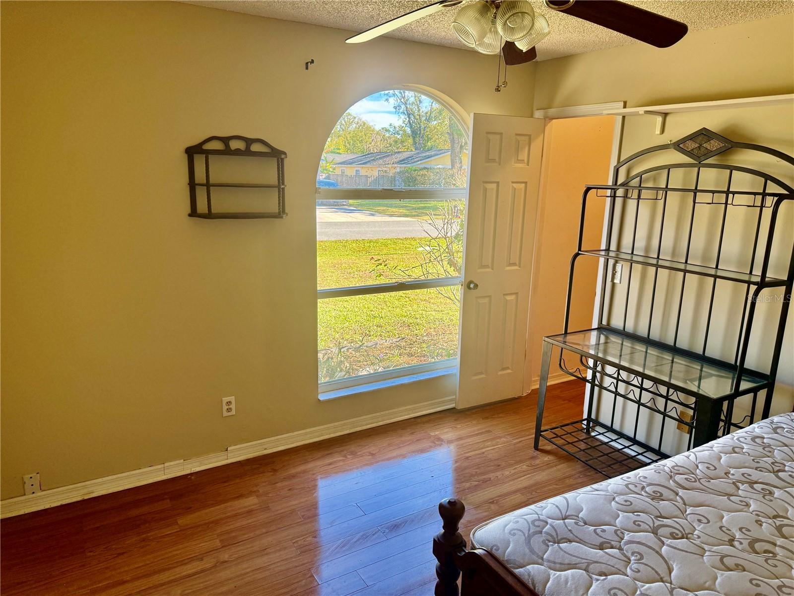 LAKE PADGETT SOUTH - Residential