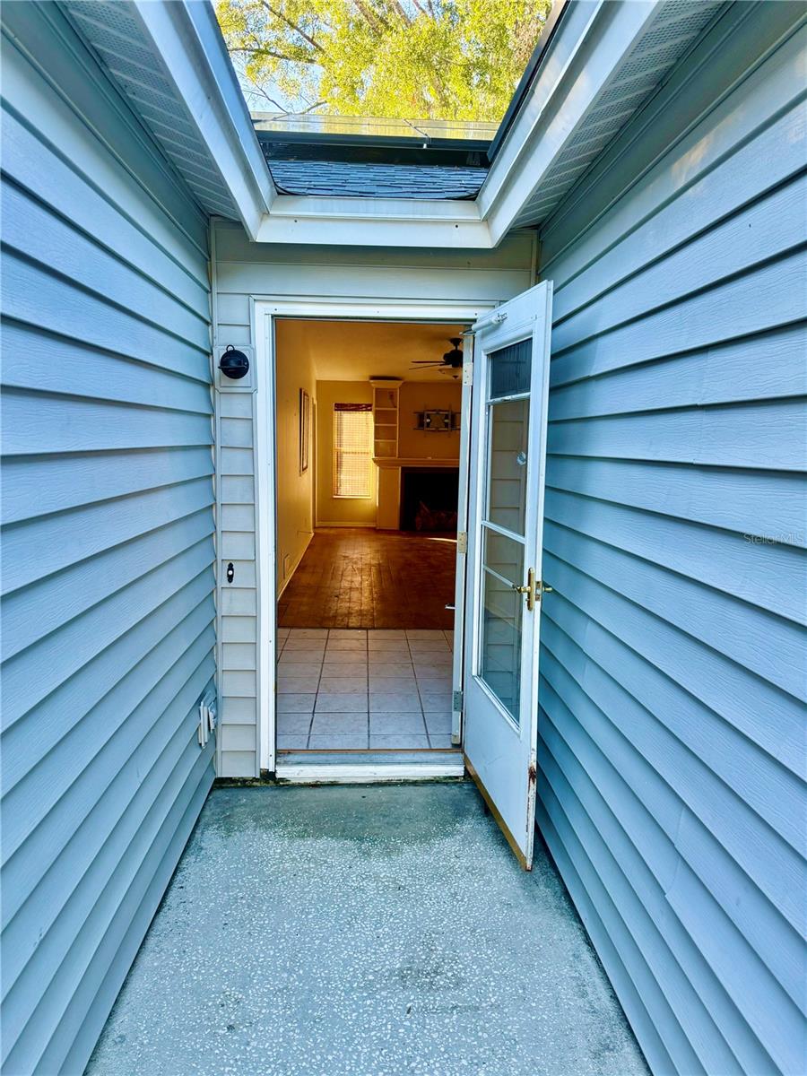 LAKE PADGETT SOUTH - Residential