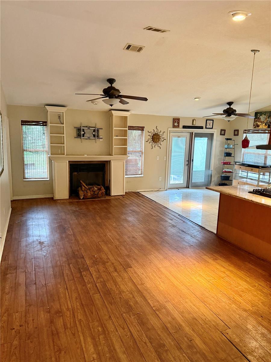 LAKE PADGETT SOUTH - Residential