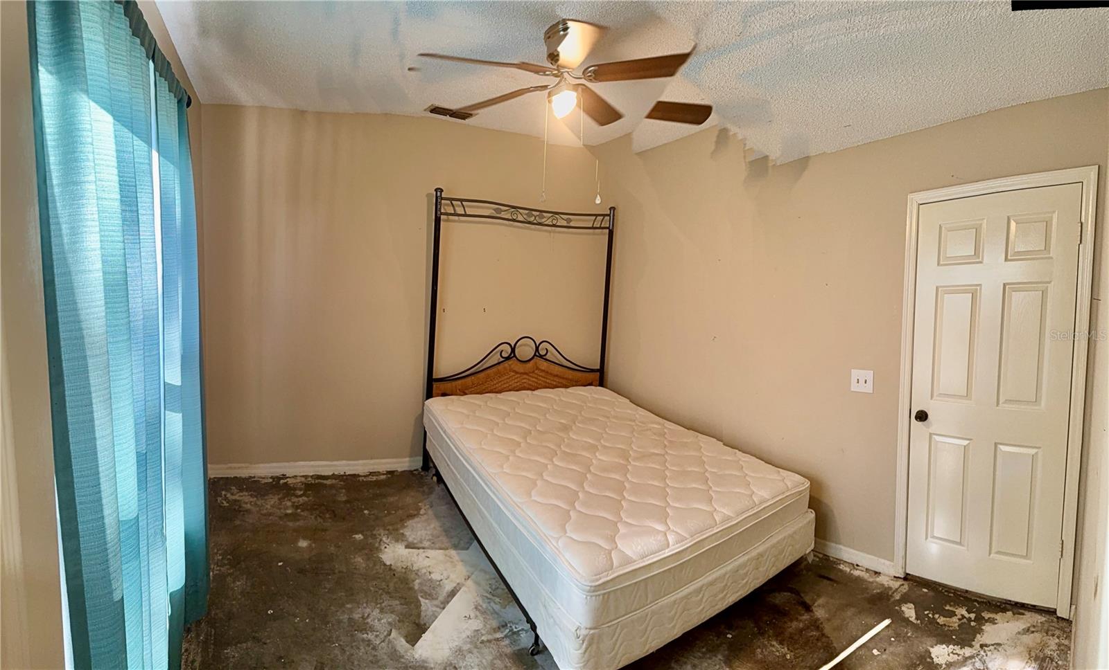 LAKE PADGETT SOUTH - Residential