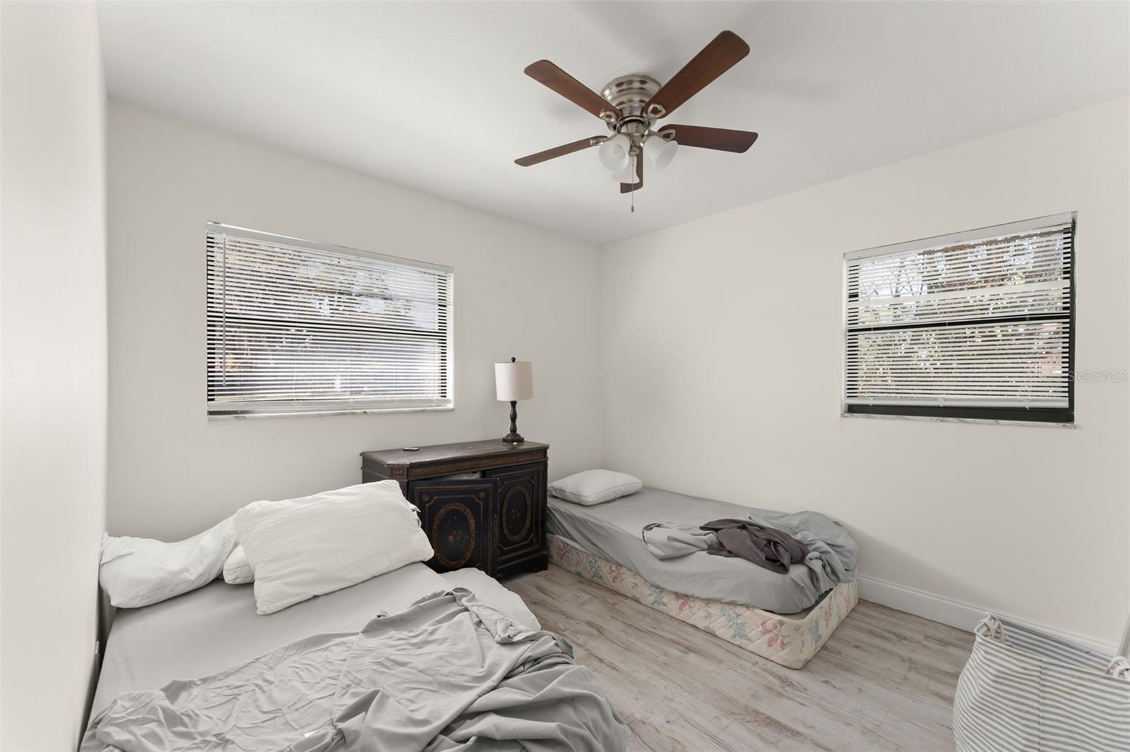 MONROE MANOR - Residential