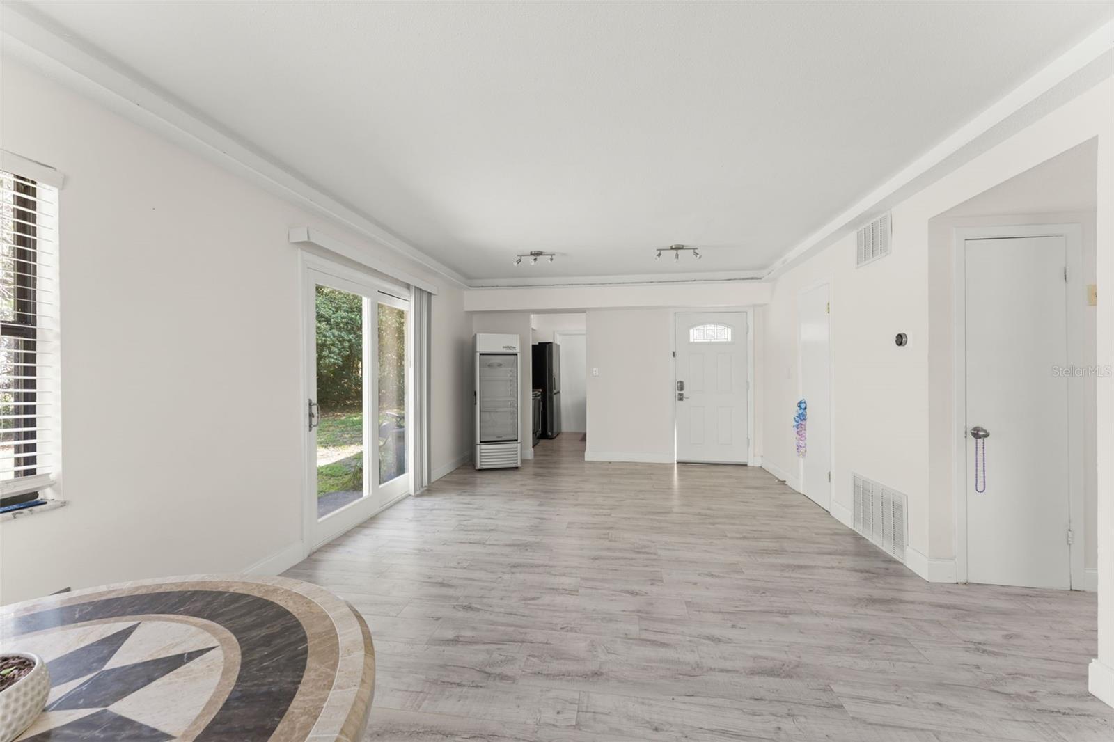 MONROE MANOR - Residential