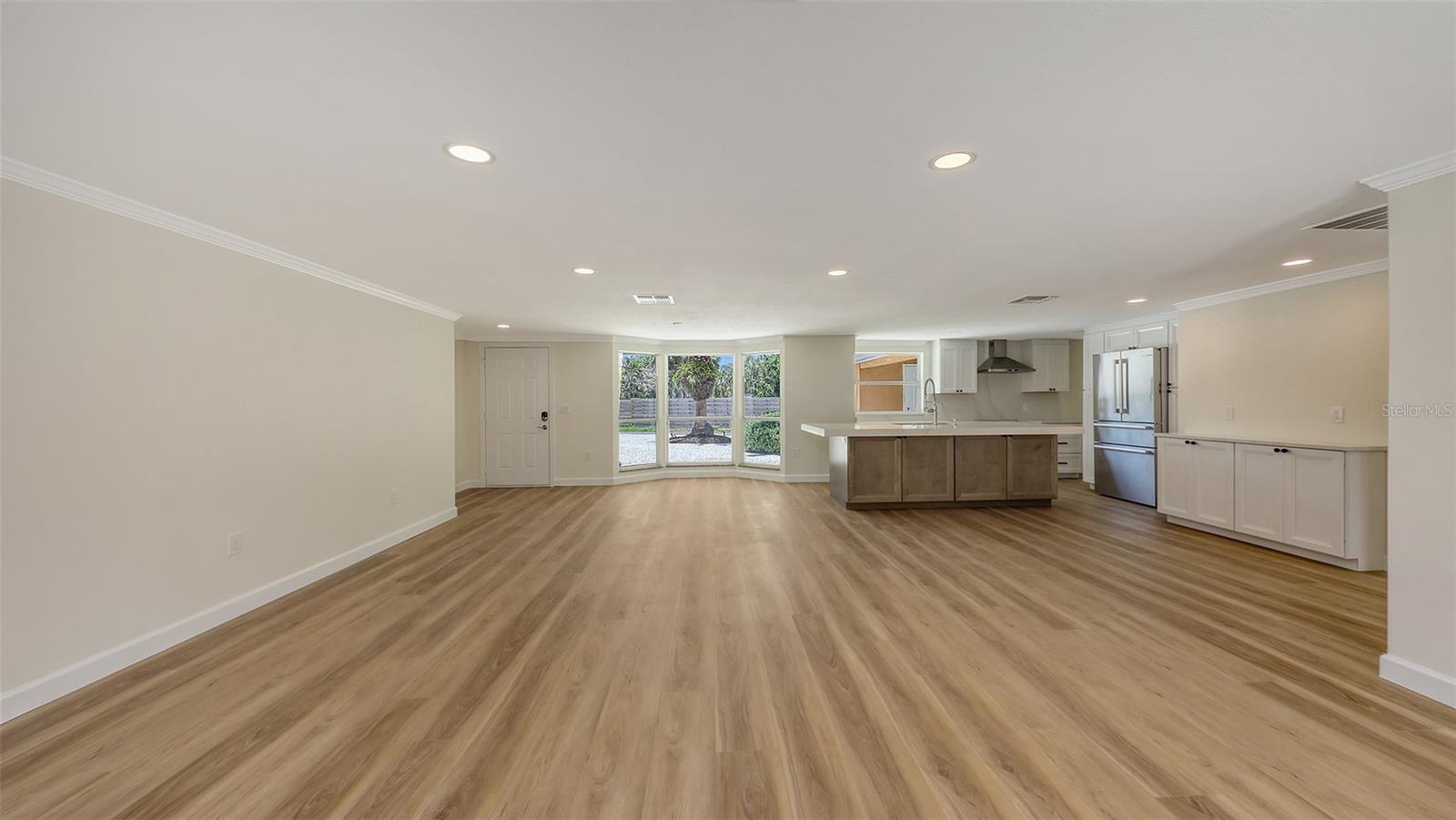 ACREAGE & UNREC - Residential Lease