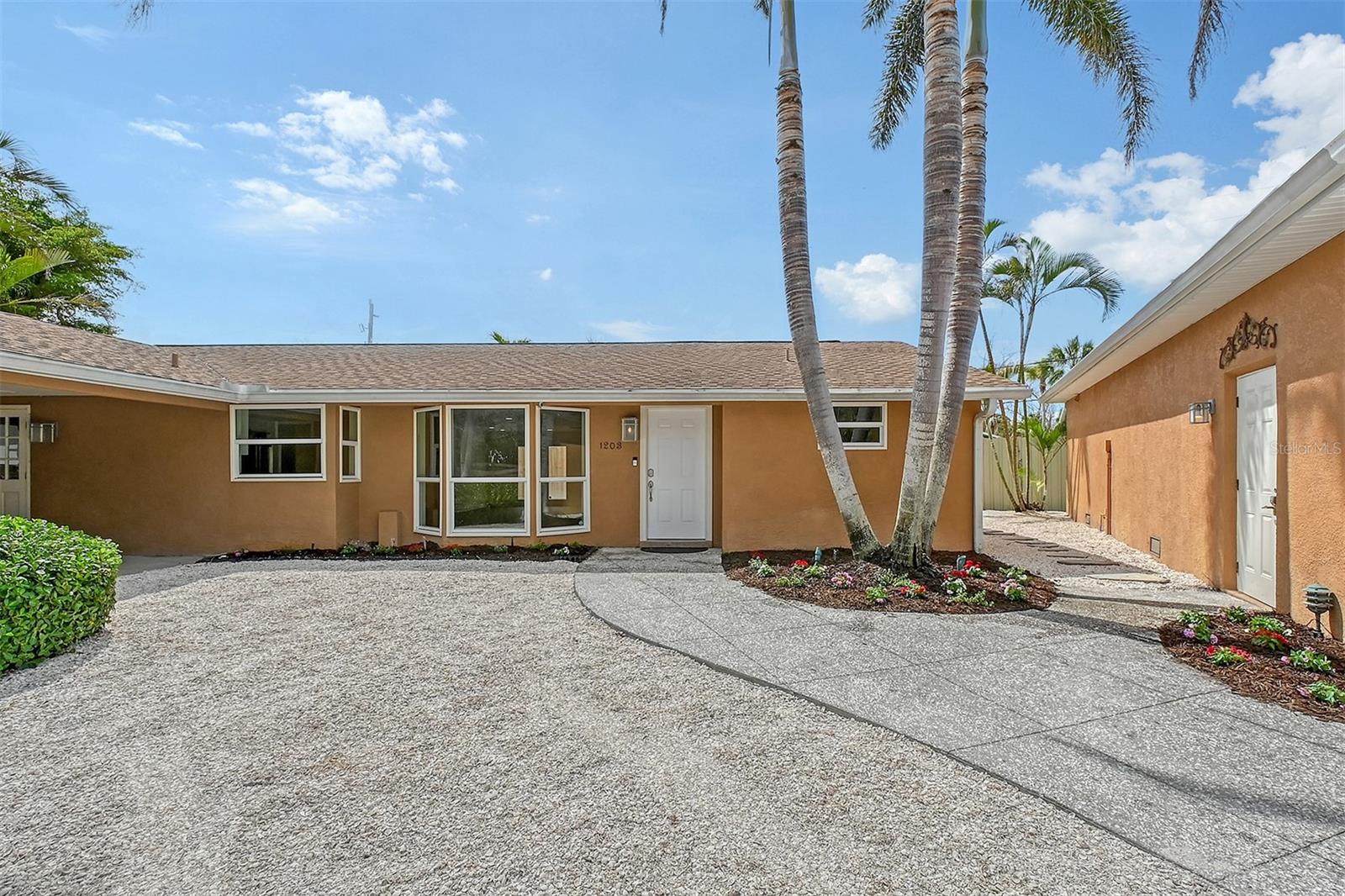 ACREAGE & UNREC - Residential Lease