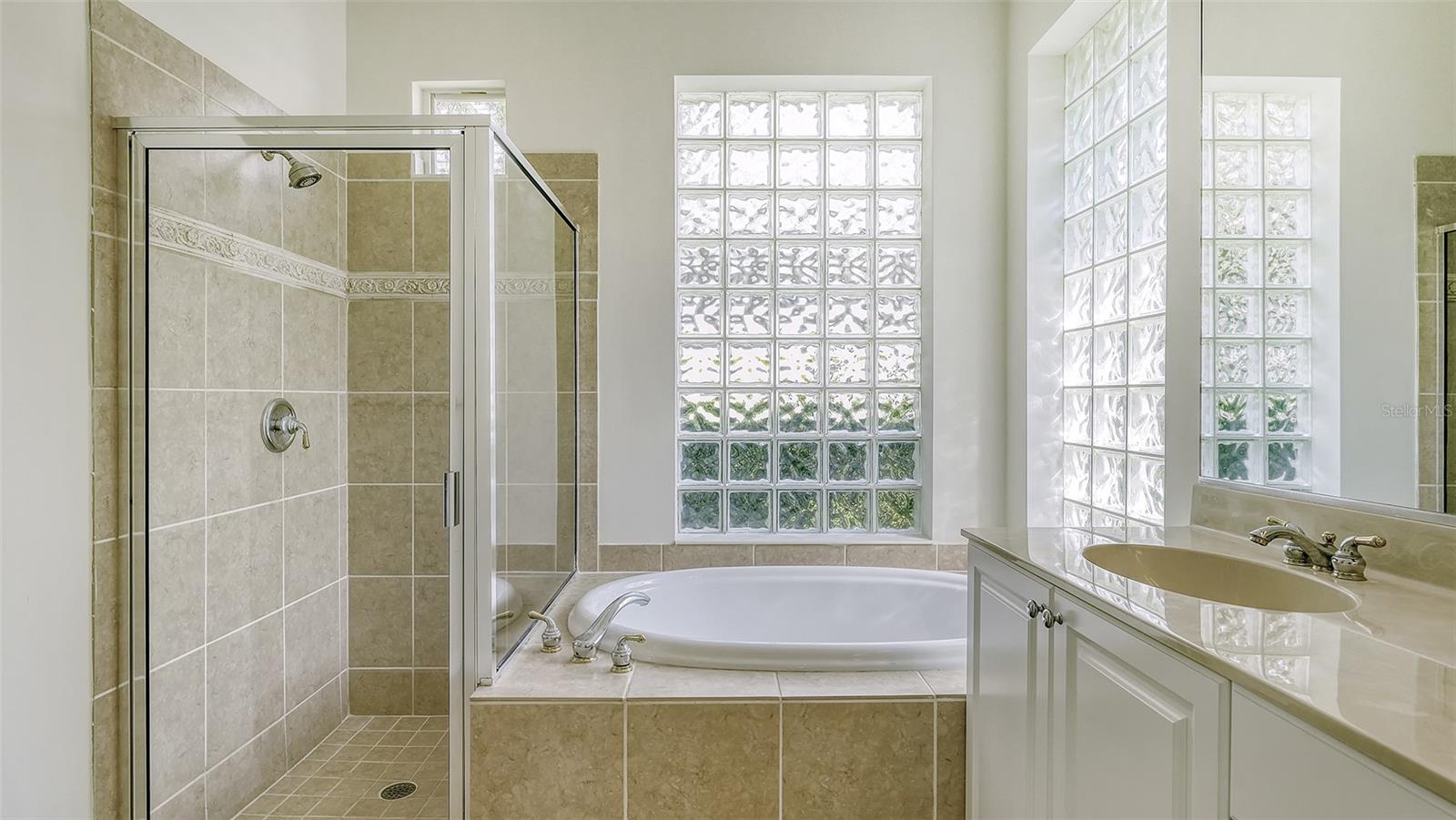 LAKEWOOD RANCH COUNTRY CLUB VILLAGE D 1 - Residential Lease