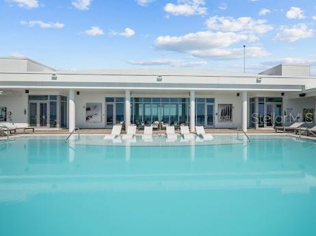 ALTURA BAYSHORE - Residential