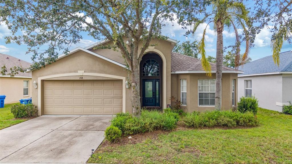 Photo of 208 Smokey Hill Avenue, Ruskin, FL 33570 (MLS # TB8424909)