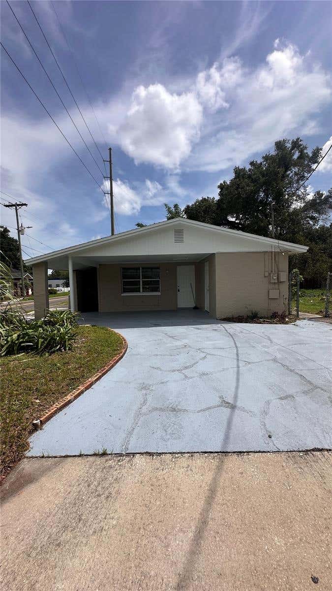Photo of 3311 E Chelsea Street, Tampa, FL 33610 (MLS # TB8535530)
