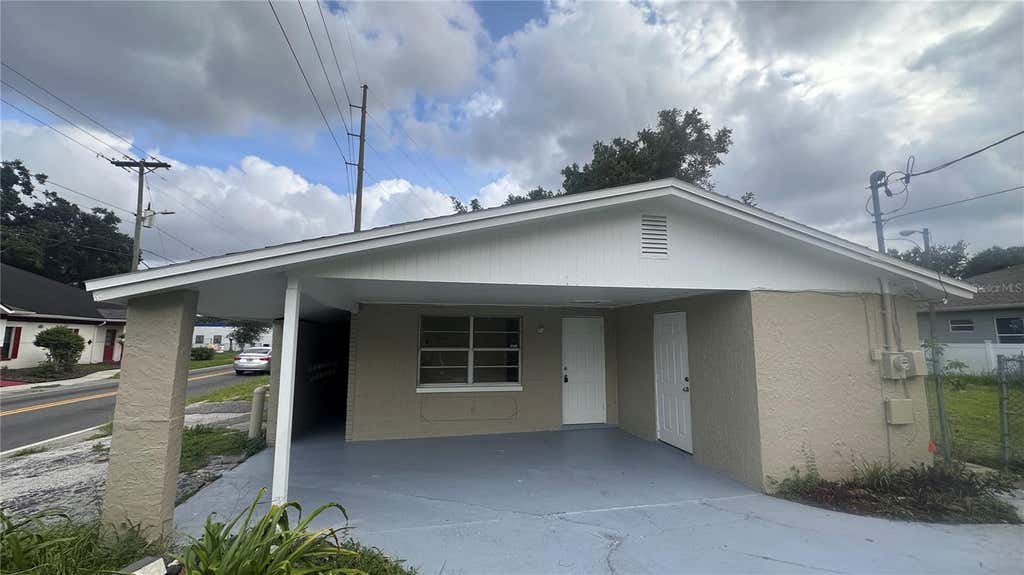 Photo of 3311 E Chelsea Street, Tampa, FL 33610 (MLS # TB8535530)