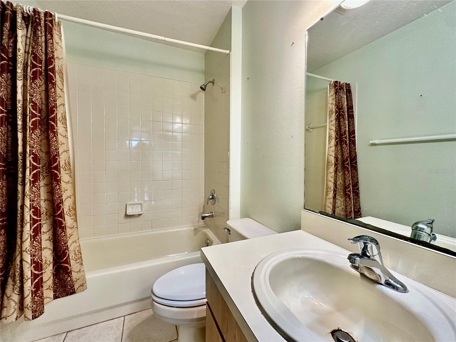 MEADOW POINTE PRCL 05 UNIT 04A - Residential Lease