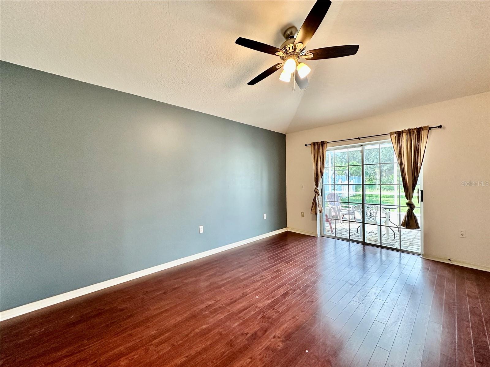 MEADOW POINTE PRCL 05 UNIT 04A - Residential Lease