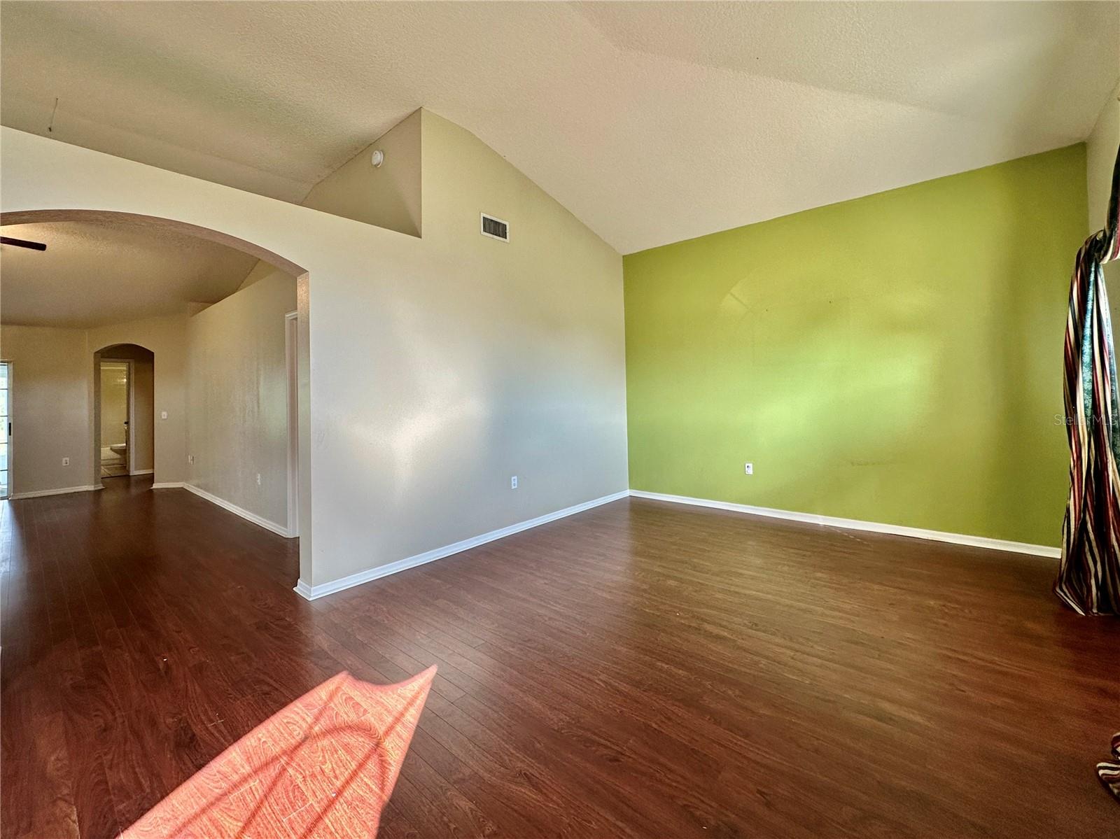 MEADOW POINTE PRCL 05 UNIT 04A - Residential Lease