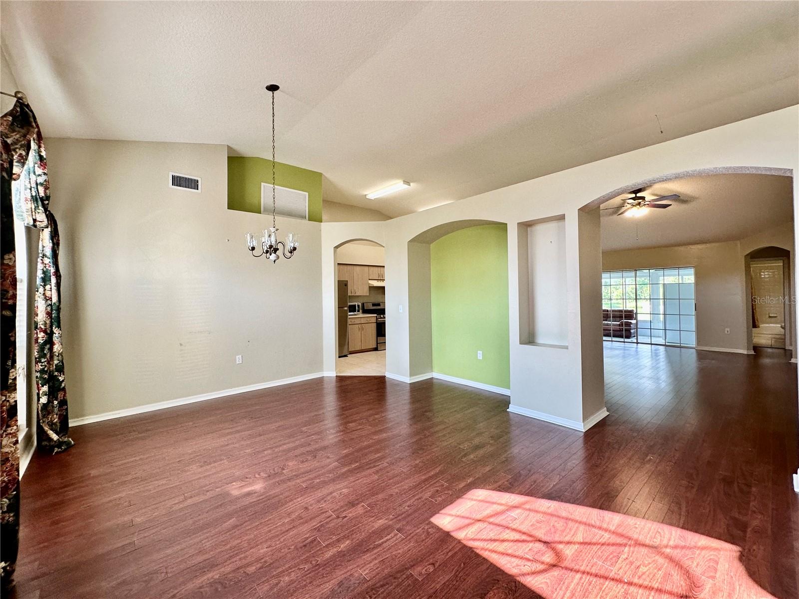 MEADOW POINTE PRCL 05 UNIT 04A - Residential Lease