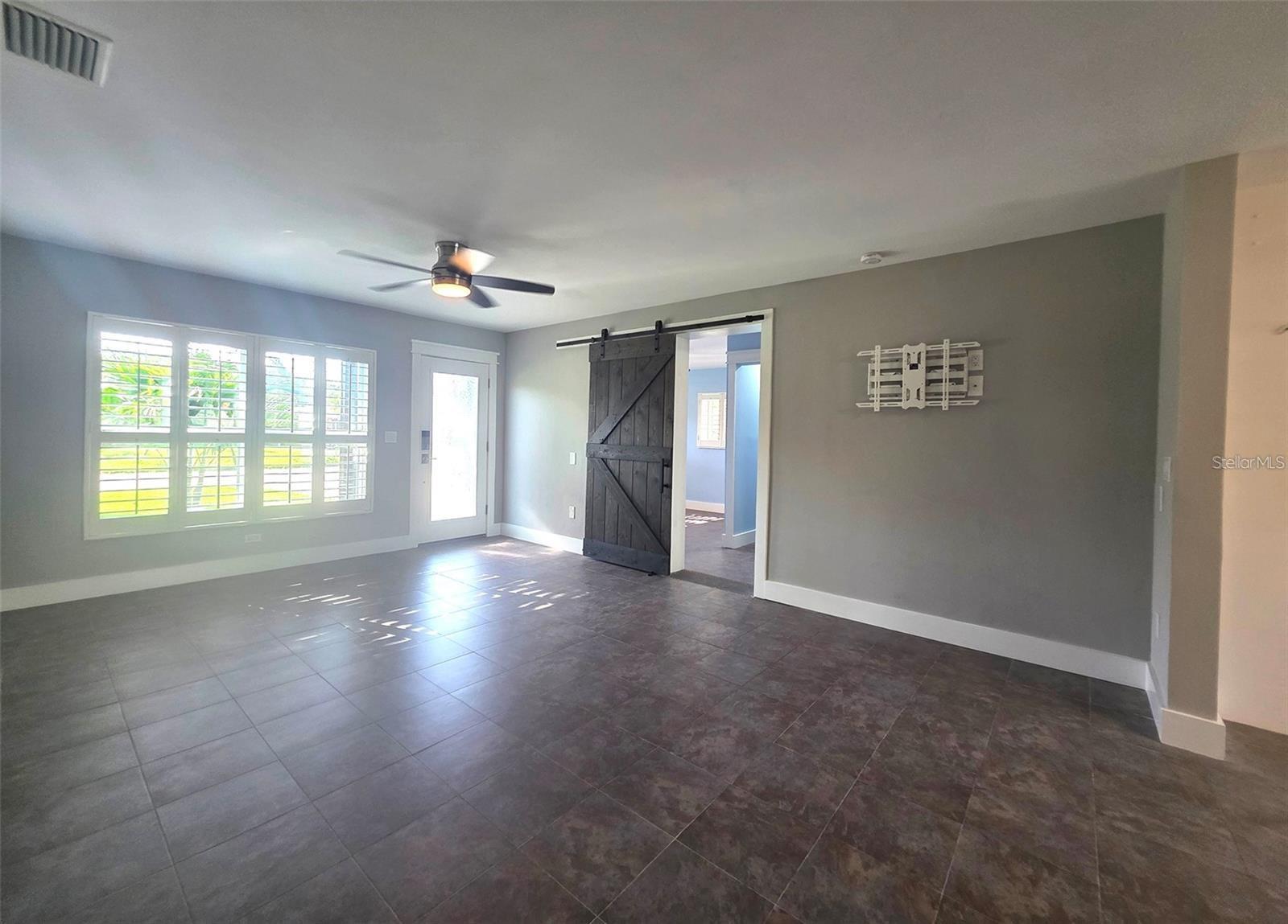 DUNEDIN ISLES 1 - Residential Lease