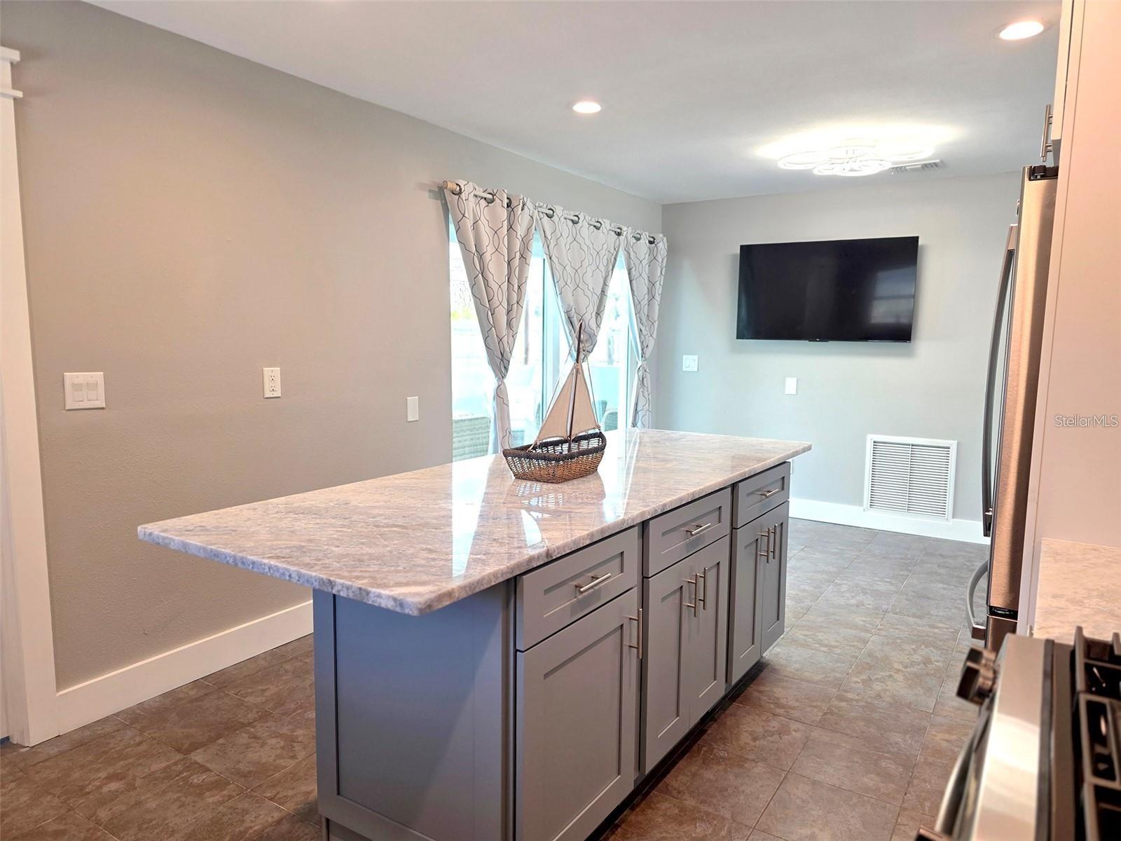 DUNEDIN ISLES 1 - Residential Lease