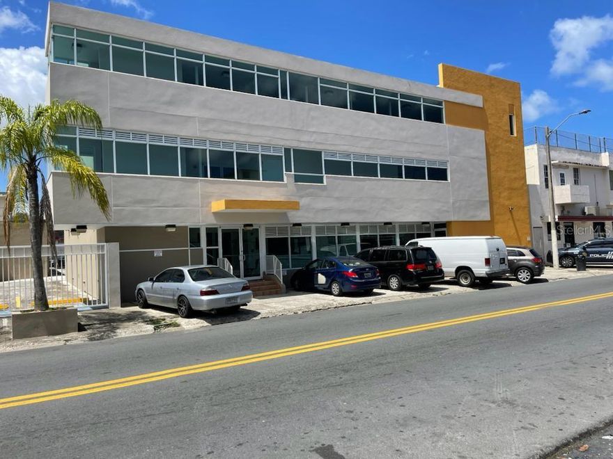 Welcome to Avenida Andalucía's premier commercial property, an exquisitely remodeled building boasting a modern façade that stands as a testament to architectural sophistication. This three-story gem offers a unique blend of functionality and aesthetic appeal, making it a prime choice for businesses seeking a great address in the heart of one of the city's busiest avenues.

The first two floors of this commercial masterpiece have been thoughtfully designed for flexibility, with each floor featuring the potential to be divided into two independent premises, each with its own distinct entrance. This versatility provides businesses the opportunity to customize their space to suit their specific needs, whether it be for retail, offices, or a combination of both.

Adding to the convenience, the property is equipped with an elevator, ensuring easy accessibility for clients and employees across all floors. The inclusion of dedicated bathrooms on each floor further enhances the practicality and comfort of the space, ensuring a seamless and efficient business environment.

In a strategic move towards self-sufficiency, the property features its own electrical plant, ensuring a consistent and reliable power supply. The treatment applied to the roof not only adds an extra layer of protection but also contributes to the overall energy efficiency of the building.

One of the standout features of this property is the ample parking space it offers – a rare and valuable commodity on Avenida Andalucía. With more than 30 parking spaces available, businesses here enjoy the convenience of accommodating both clients and employees without the hassle of searching for parking on the bustling avenue. This distinctive advantage sets this property apart from others along the avenue, making it a coveted location for those who value accessibility and convenience.

Whether you envision a flagship retail store, a corporate headquarters, or a dynamic combination of both, this commercial property on Avenida Andalucía presents an unparalleled opportunity to establish your business in a prime location with modern amenities, unparalleled flexibility, and a rare abundance of parking space. Welcome to a new era of commercial excellence in the heart of the city.

…It also has a substation to improve electrical distribution.