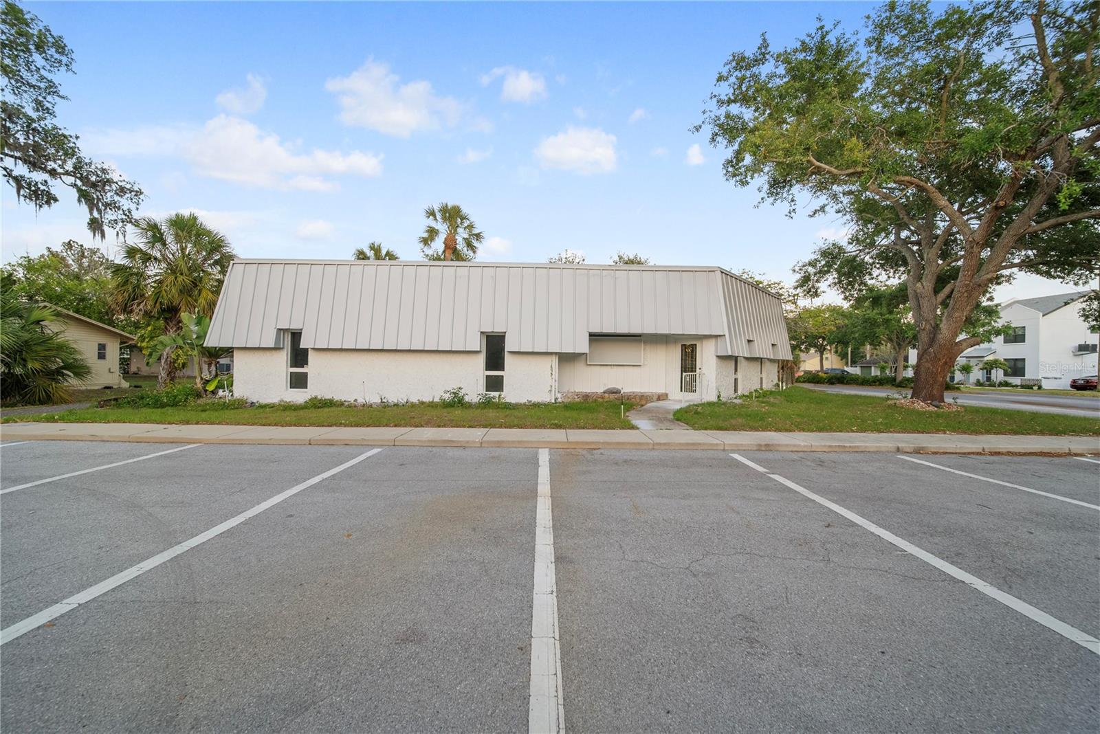 HUGE PRICE REDUCTION FOR INVESTORS! This amazing location is a perfect place for so many businesses. Located just a short walk from the North Bay Hospital and a short walk from downtown as well. Make your business thrive here: great area for daycare center, medical offices, or any business to support the local hospital or downtown area. The building offers a parking area in front and on the side as well as a covered parking area behind the building with access to the interior on three sides. This would be a unique opportunity for an investor to buildout to suit for the perfect tenant and offering them many years of income. Please schedule your appointment today.