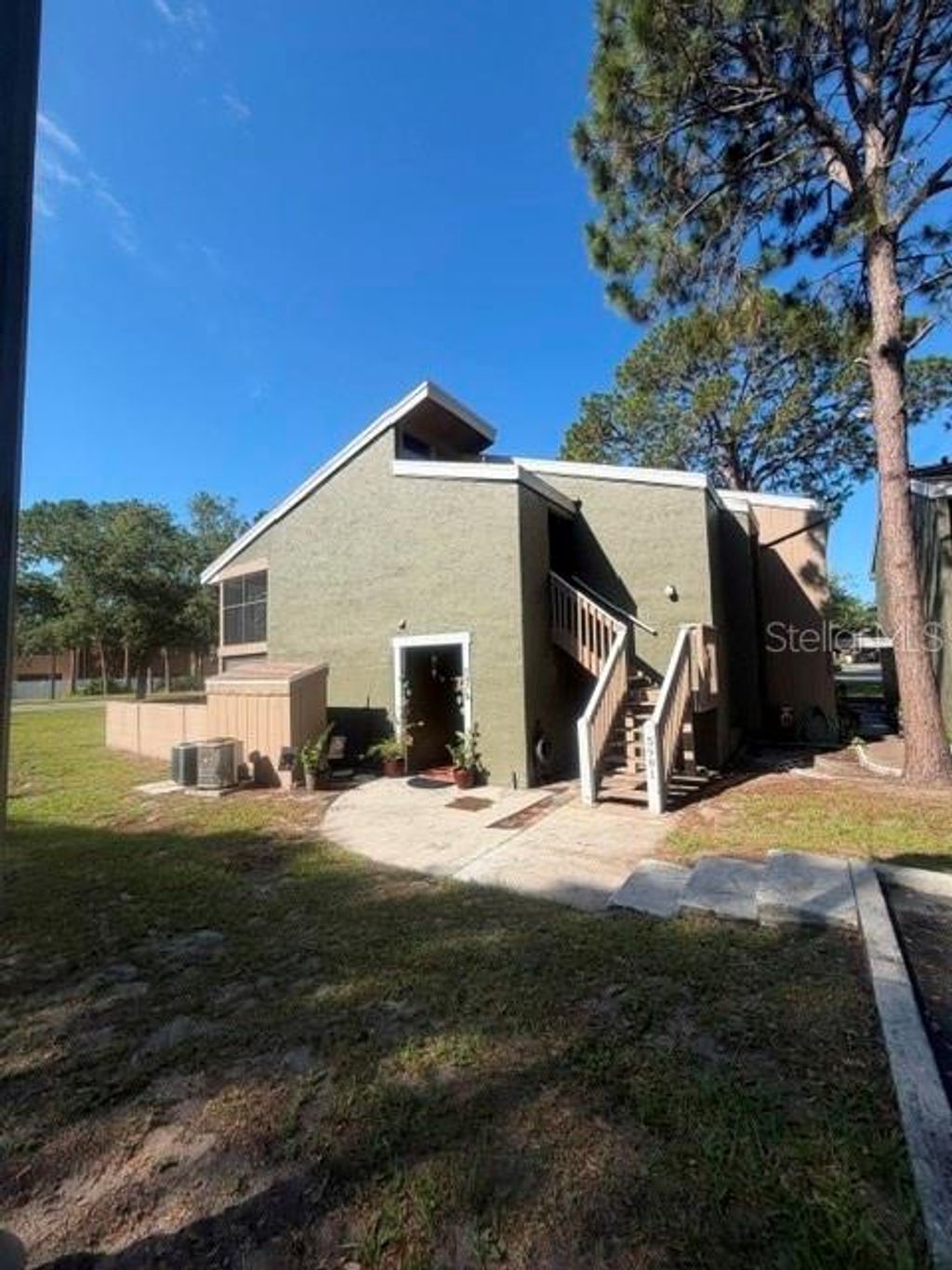 Photo of 5981 Windhover Drive #A10, Orlando, FL 32819 (MLS # O6409226)