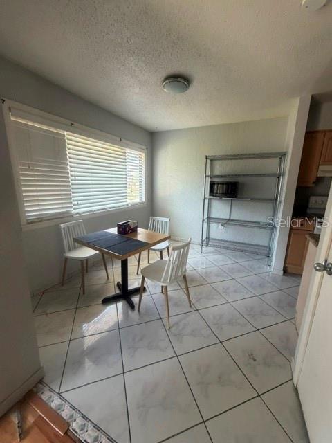 WINDHOVER CONDO - Residential