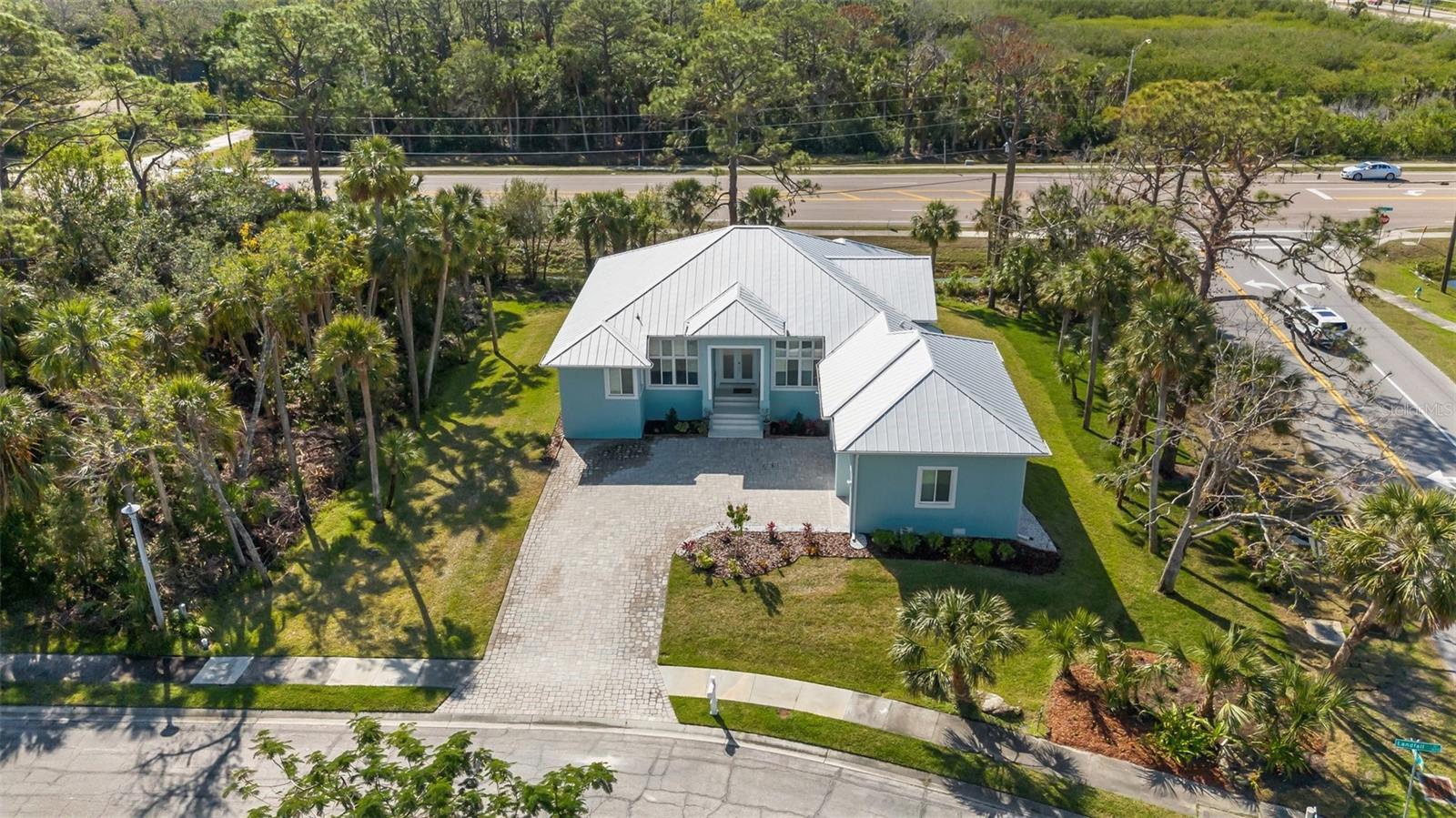 LAUREL LANDINGS ESTATES - Residential