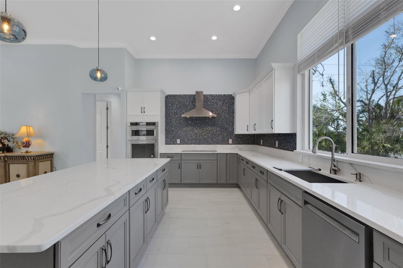 LAUREL LANDINGS ESTATES - Residential