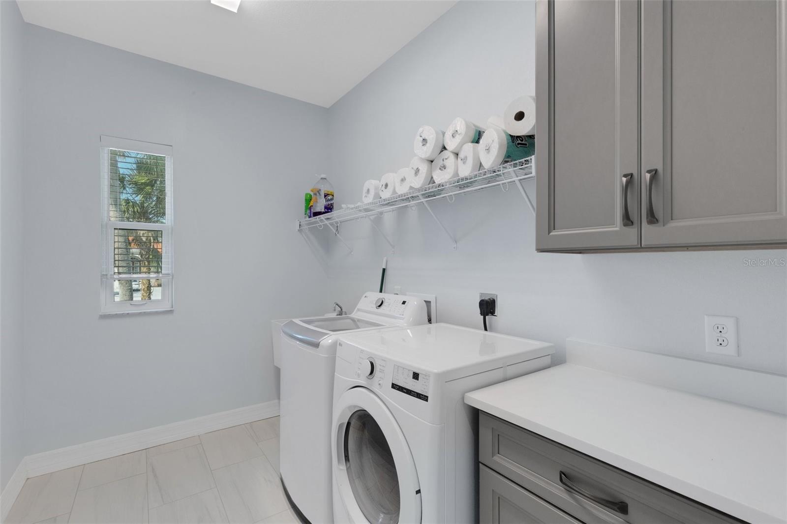 LAUREL LANDINGS ESTATES - Residential